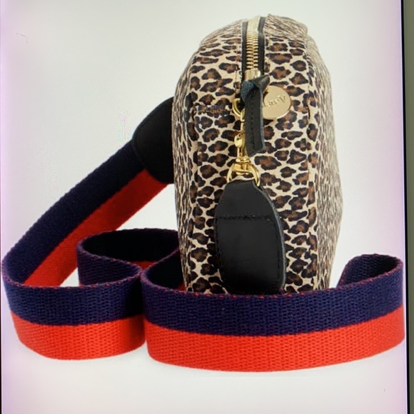 Clare. V Midi Sac Leopard Print Leather Crossbody Bag - Picture 8 of 17